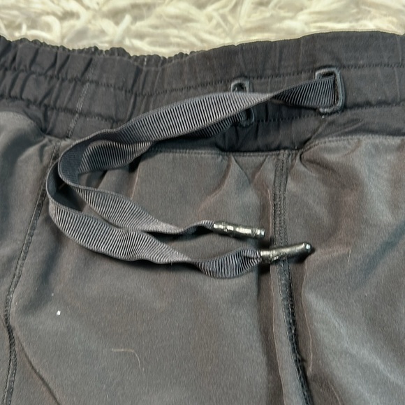Lululemon Hotty Hot Short (Long 4") Black - Picture 3 of 8